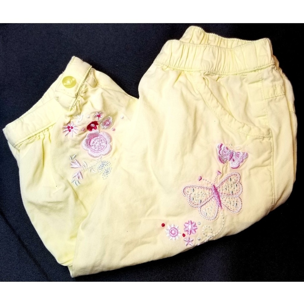 🌸 Yellow Spring Pants 🦋 - Picture 3 of 5